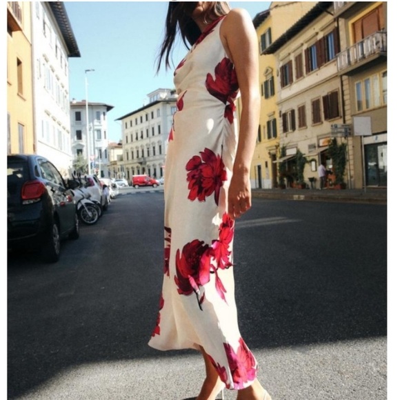 NWT Zara  dress maxi satin floral boho  SIZE XS
🚨FIRM  PRICE NO DISCOUNT - Picture 4 of 16